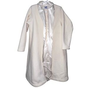 The Bailey Boys Kids Cream Fleece Lined Robe Size 7